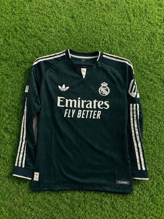 Real Madrid 2026/27 Away (Player Version)