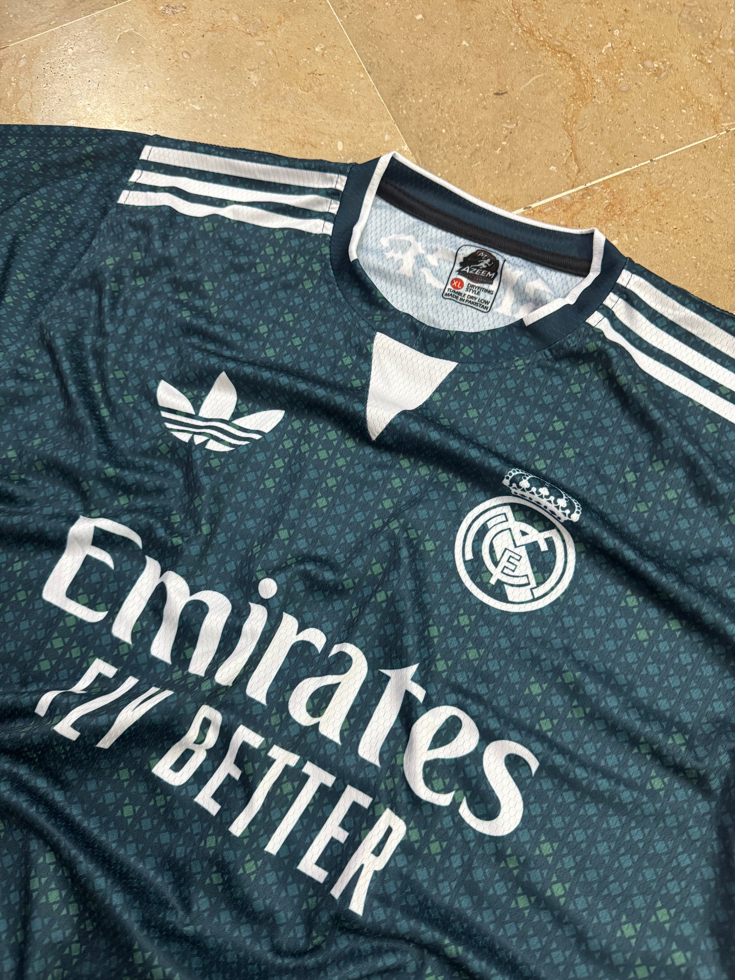 Real Madrid 26/27 away