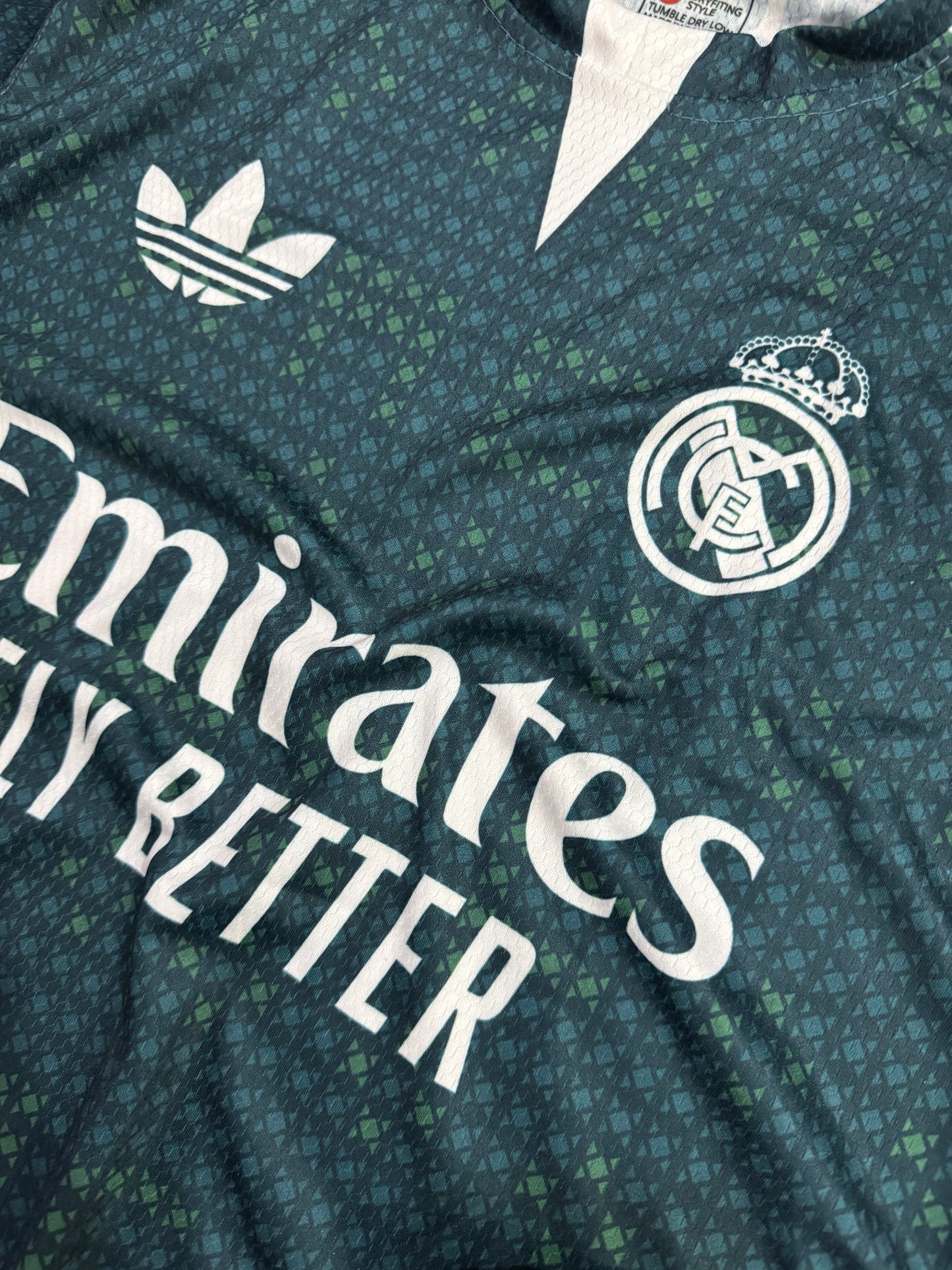 Real Madrid 26/27 away