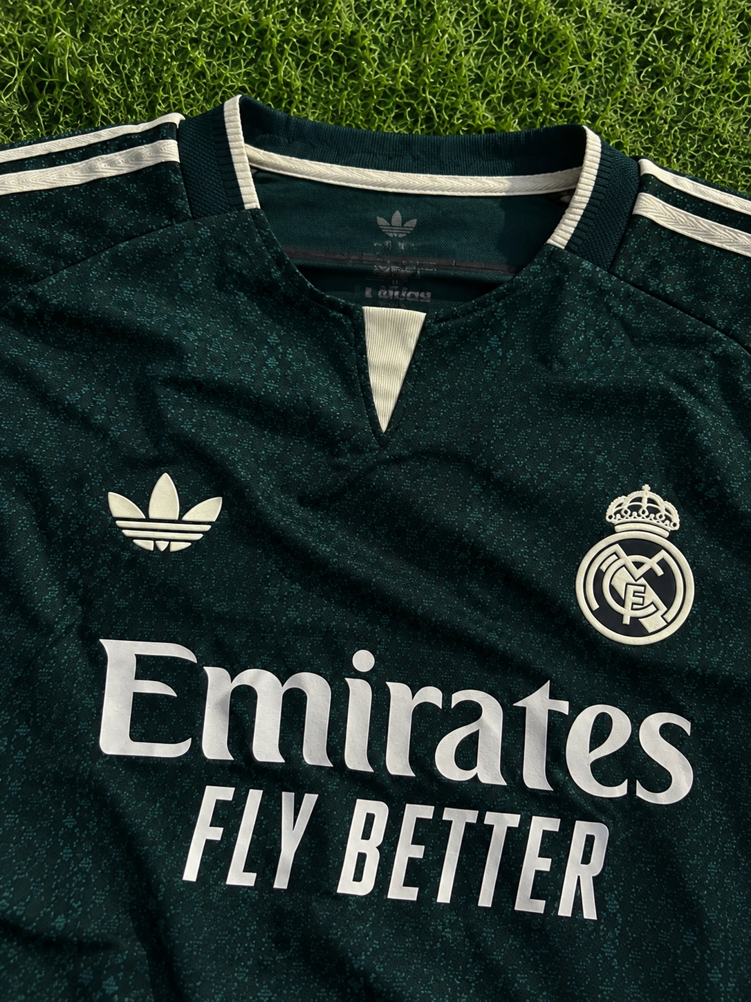 Real Madrid 2026/27 Away (Player Version)