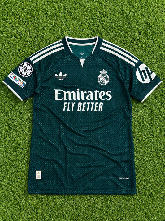 Real Madrid 2026/27 Away (Player Version)